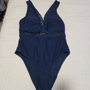 Cupshe Navy Scallop Trim Plunge One-Piece Swimsuit